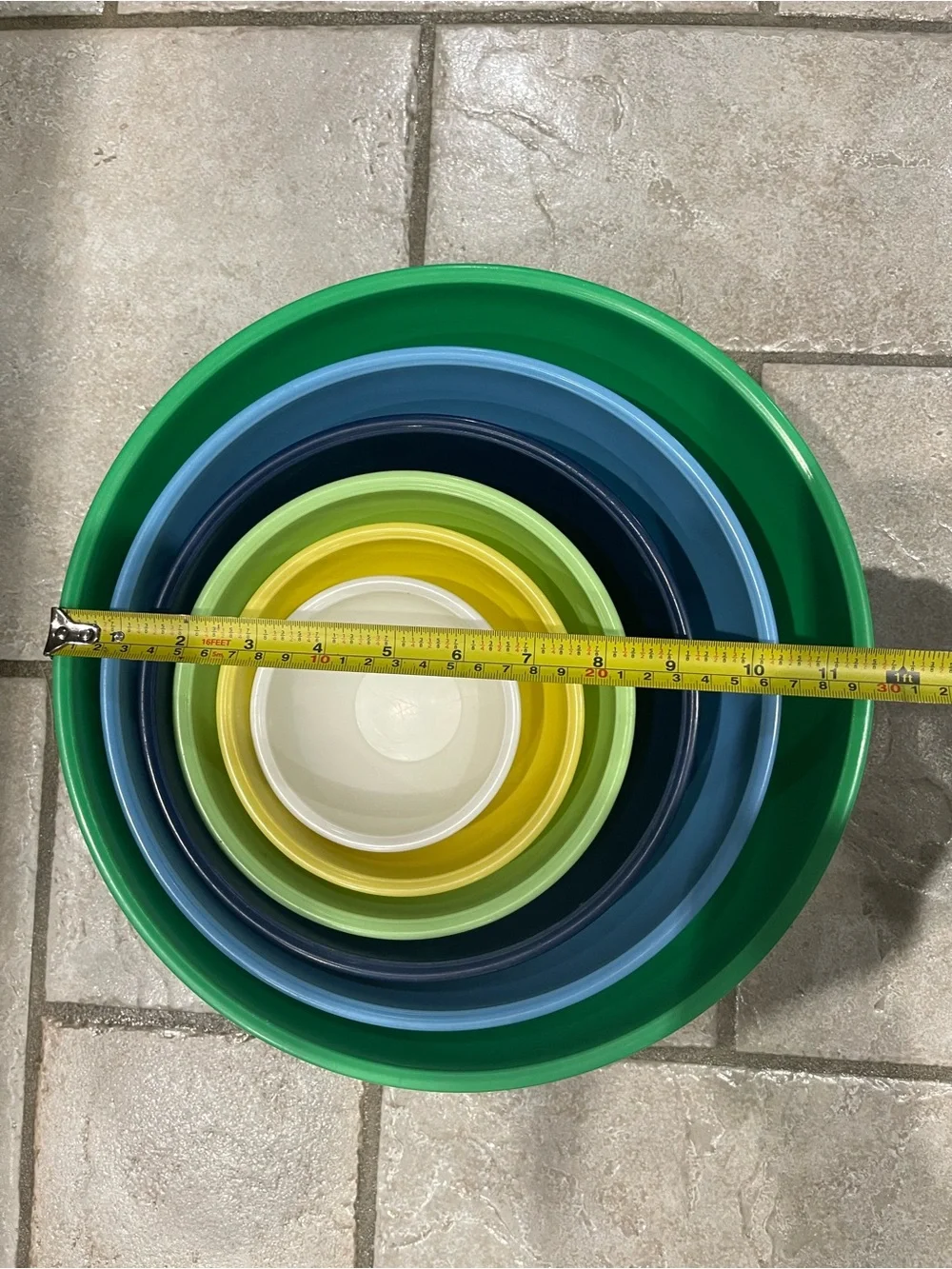 Colorful Nested Mixing Bowls - Green, lite, Dark Blue, Lite green, Yellow, White